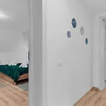 Two Bedrooms Hytta Apartment Sinaia