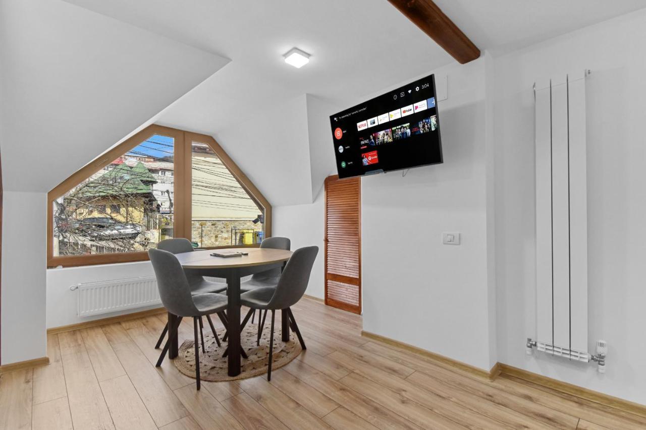 Apartament Two Bedrooms Hytta Sinaia